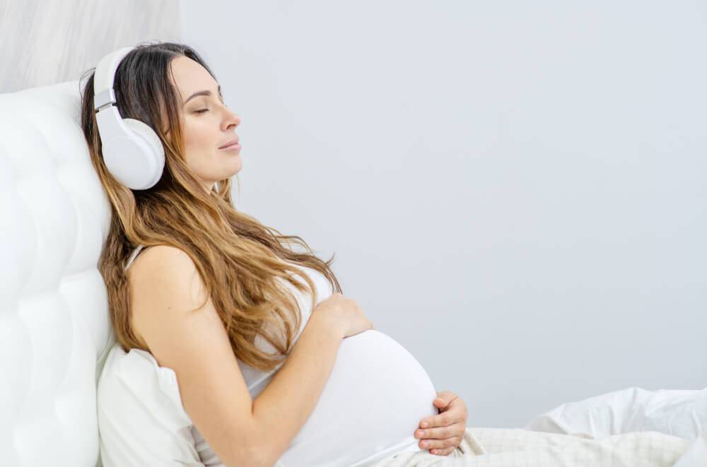 The Benefits of R&R for Moms-to-be